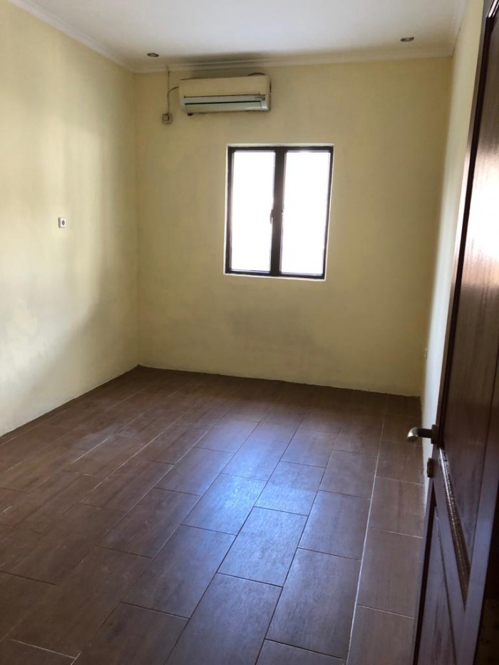 Rumah dijual di Cinere Raya Depok